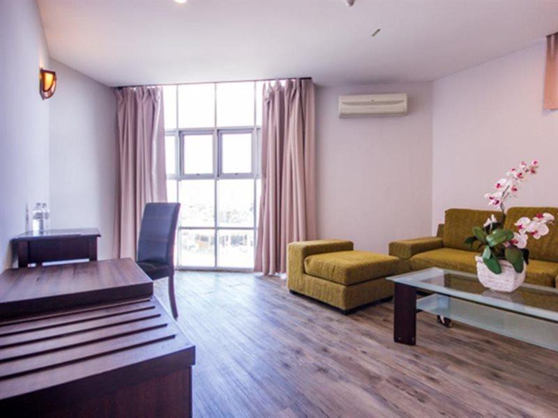 Chariton Hotel Бътъруърт Екстериор снимка