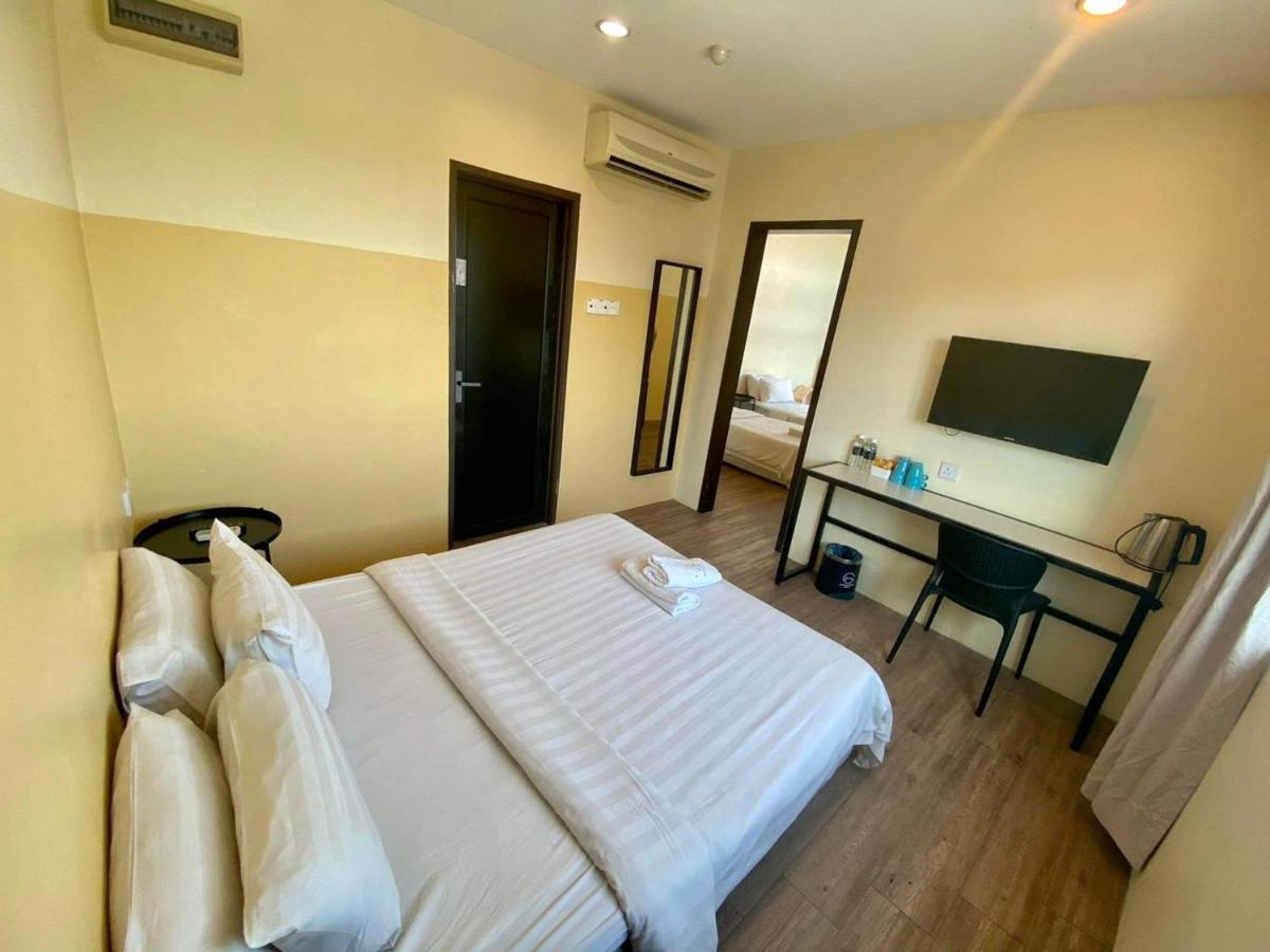 Chariton Hotel Бътъруърт Екстериор снимка