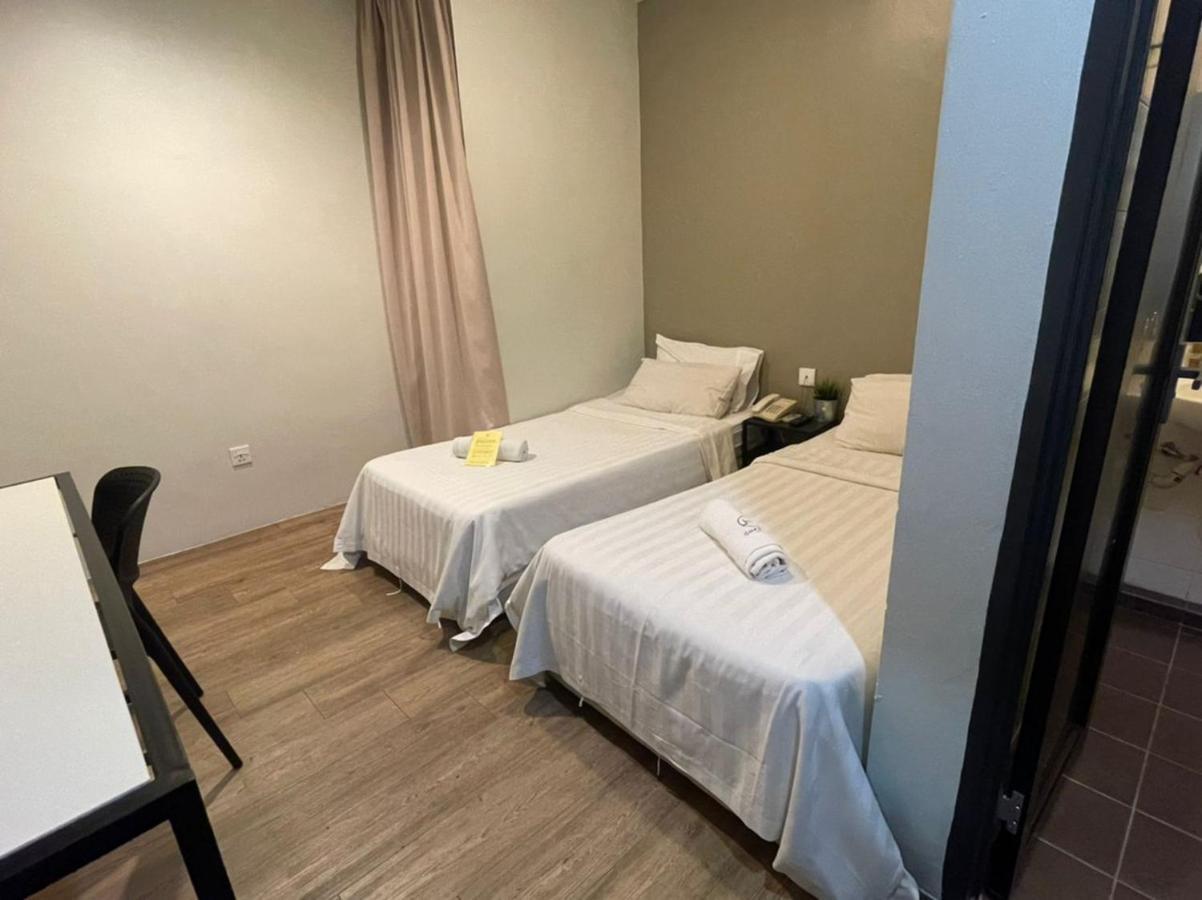 Chariton Hotel Бътъруърт Екстериор снимка
